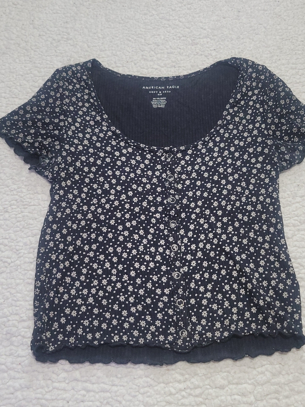 American Eagle Outfitters Navy Floral Button-Front Scoop Neck Top